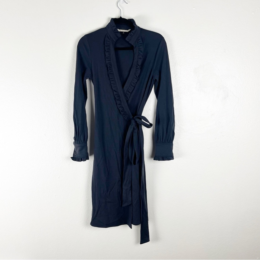 DIANE vonFURSTENBERG Volante 100% Wool Long Sleeves Wrap Dress, Size 8